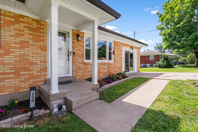 226 Northview Dr, Shepherdsville, KY 40165