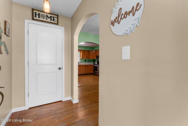 226 Northview Dr, Shepherdsville, KY 40165