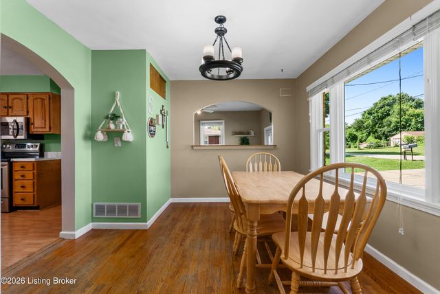226 Northview Dr, Shepherdsville, KY 40165