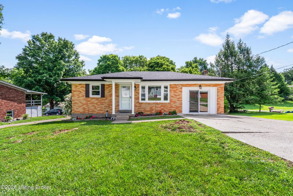 226 Northview Dr, Shepherdsville, KY 40165