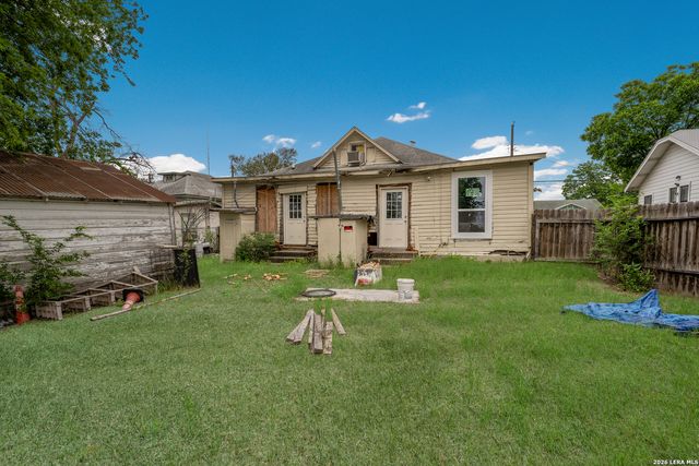 207 CORNELL AVE, San Antonio, TX 78201
