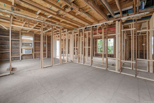 207 CORNELL AVE, San Antonio, TX 78201