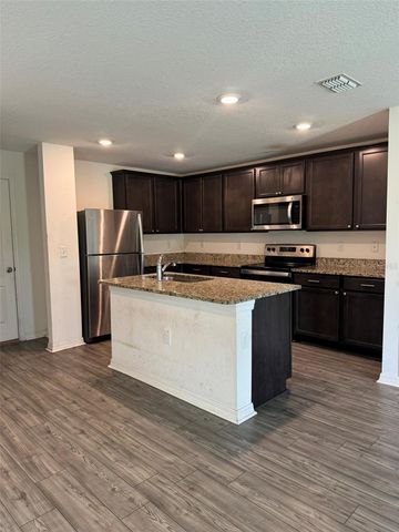 5421 COMPANION LANE, Tampa, FL 33619