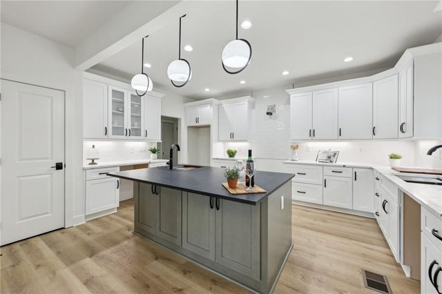 727 Garibaldi SW Street, Atlanta, GA 30310