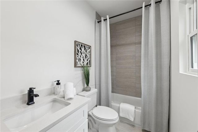 727 Garibaldi SW Street, Atlanta, GA 30310