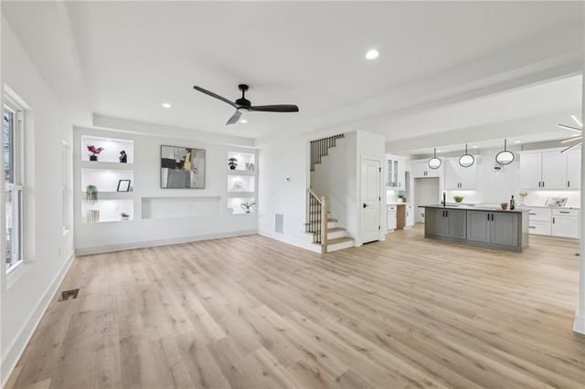 727 Garibaldi SW Street, Atlanta, GA 30310