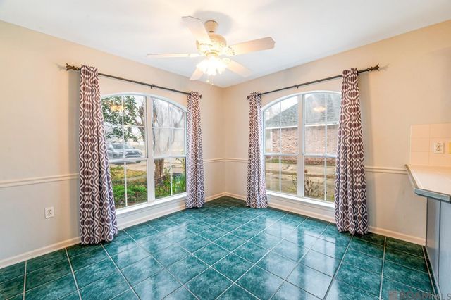 11062 Downey Dr, Greenwell Springs, LA 70739