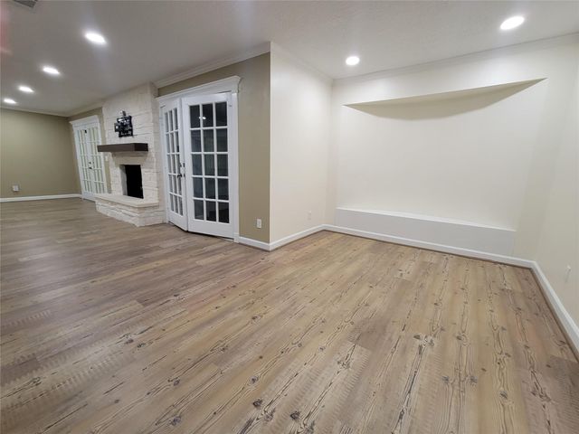 630 Stonewall Jackson Drive, Conroe, TX 77302