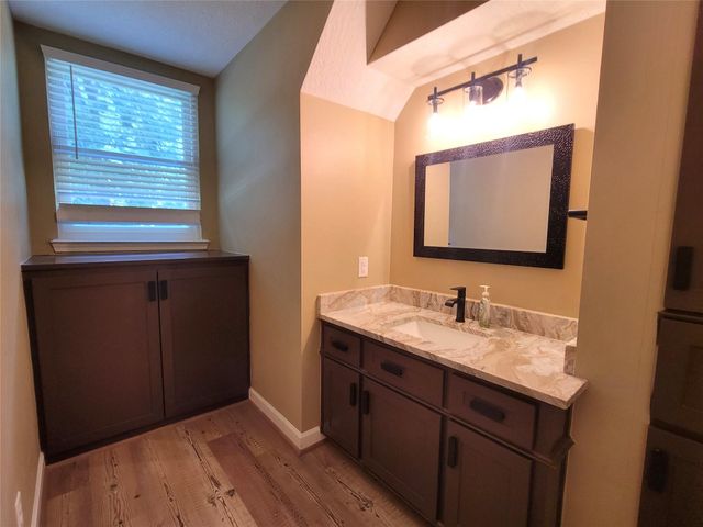 630 Stonewall Jackson Drive, Conroe, TX 77302