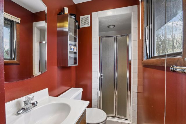 2008 Indian Road W, Minnetonka, MN 55305