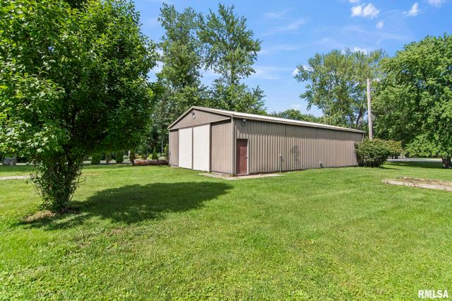5640 IRON BRIDGE Road, Chatham, IL 62629