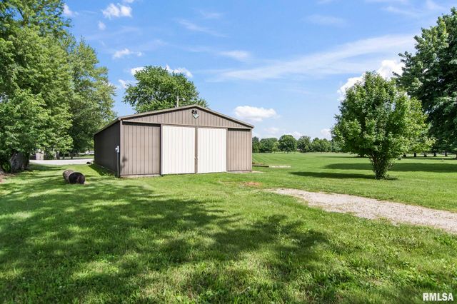 5640 IRON BRIDGE Road, Chatham, IL 62629