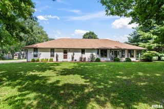 5640 IRON BRIDGE Road, Chatham, IL 62629