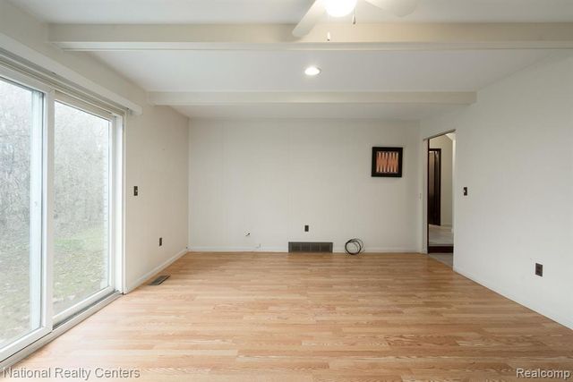 29330 Pinetree Drive, Southfield, MI 48076