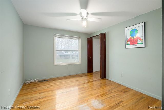 29330 Pinetree Drive, Southfield, MI 48076