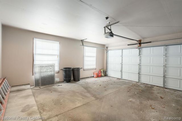 29330 Pinetree Drive, Southfield, MI 48076