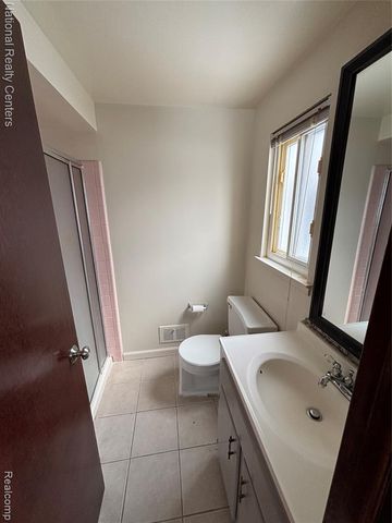 29330 Pinetree Drive, Southfield, MI 48076