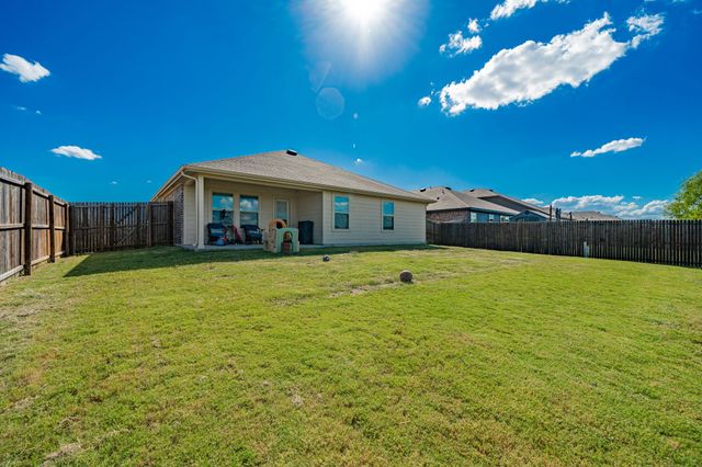 319 Pine Hollow Way, Josephine, TX 75189