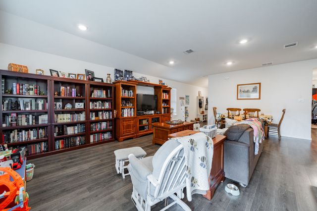 319 Pine Hollow Way, Josephine, TX 75189