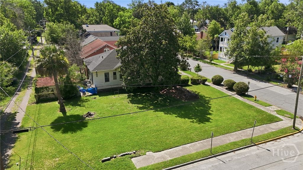 702 E 36th Street, Savannah, GA 31401