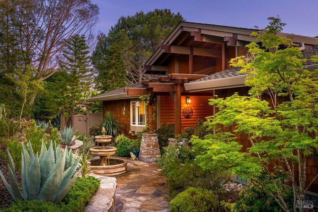 39 Tomahawk Dr, San Anselmo, CA 94960