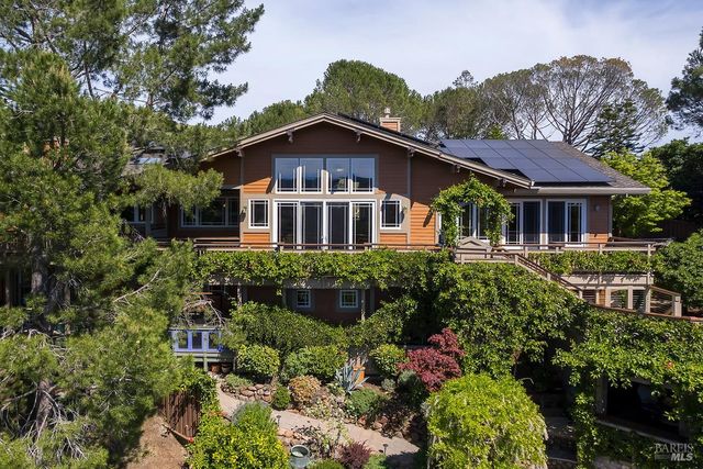 39 Tomahawk Dr, San Anselmo, CA 94960