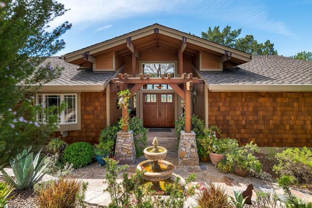 39 Tomahawk Dr, San Anselmo, CA 94960