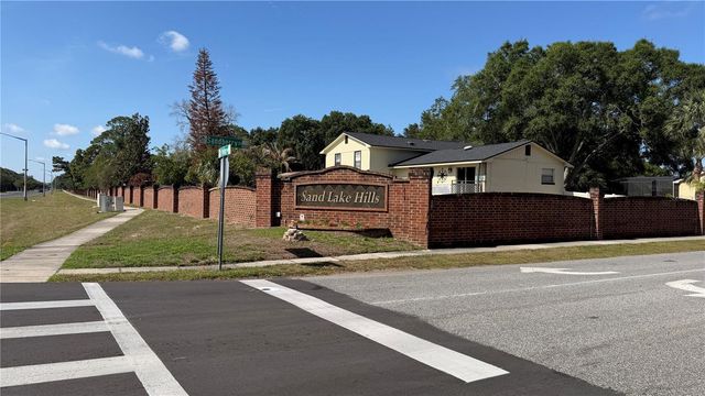 6434 ROCKINGTREE LANE, Orlando, FL 32819