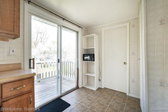 101 Tebeau Court, Auburn Hills, MI 48326