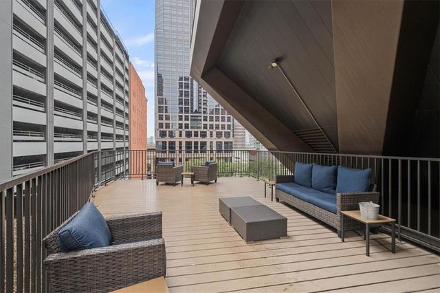 1101 Walnut Street 502, Kansas City, MO 64106