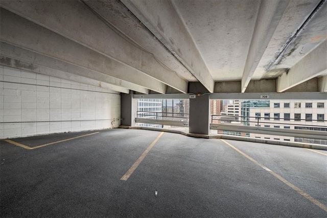 1101 Walnut Street 502, Kansas City, MO 64106