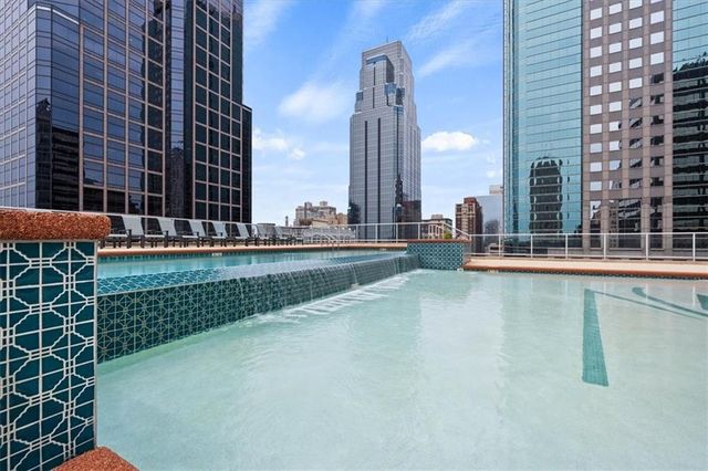 1101 Walnut Street 502, Kansas City, MO 64106