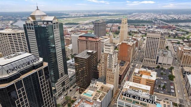 1101 Walnut Street 502, Kansas City, MO 64106