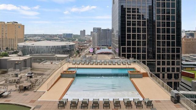 1101 Walnut Street 502, Kansas City, MO 64106