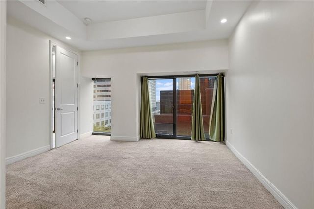1101 Walnut Street 502, Kansas City, MO 64106