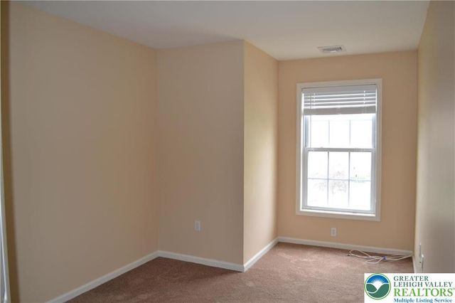 204 South Kathryn Street, Palmer Twp, PA 18045