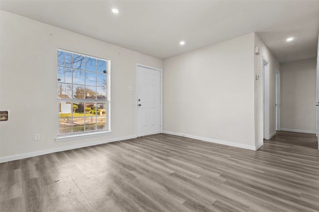 1002 Briddlewood Drive, Garland, TX 75040