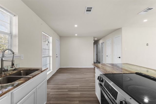 1002 Briddlewood Drive, Garland, TX 75040