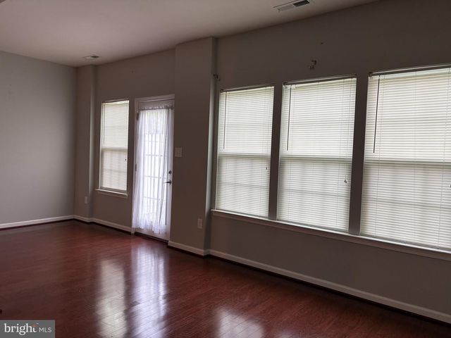 88 SUNDANCE DR, Hamilton, NJ 08619