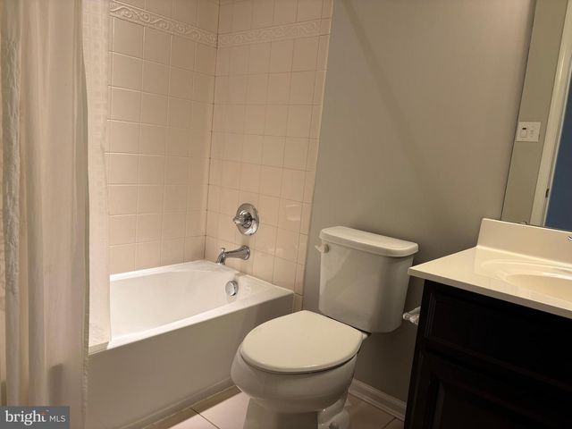 88 SUNDANCE DR, Hamilton, NJ 08619