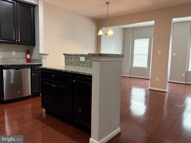 88 SUNDANCE DR, Hamilton, NJ 08619