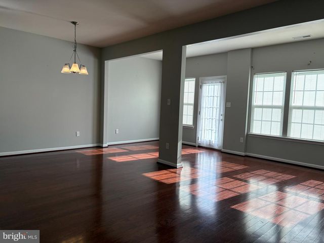 88 SUNDANCE DR, Hamilton, NJ 08619