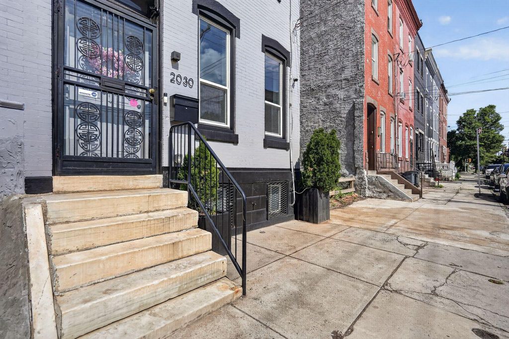 2030 N 20TH ST, Philadelphia, PA 19121