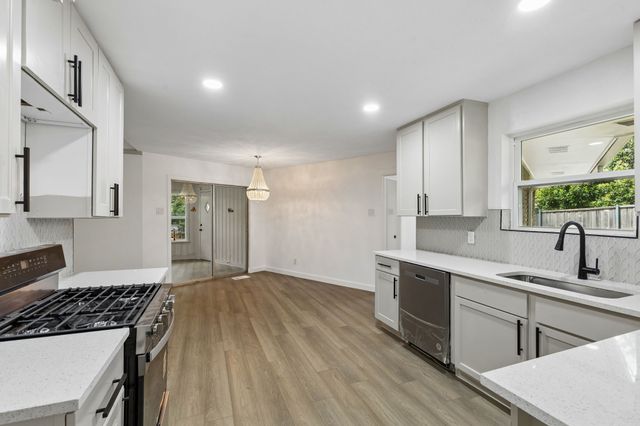 1440 Acapulco Drive, Dallas, TX 75232