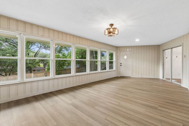 1440 Acapulco Drive, Dallas, TX 75232