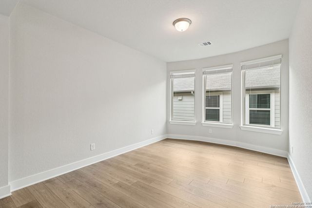 122 Barton Point, Cibolo, TX 78108