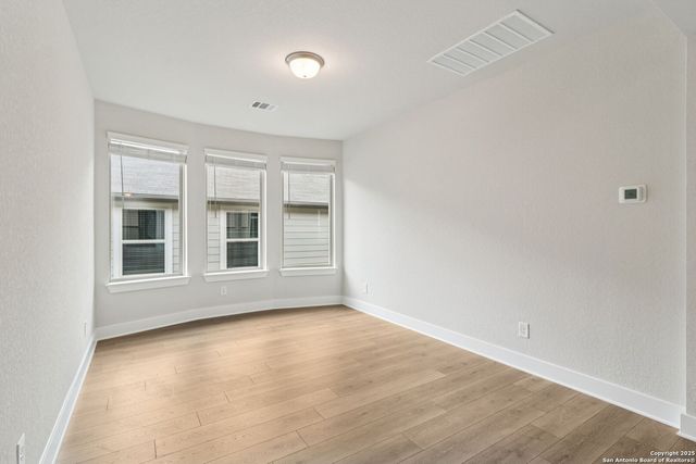 122 Barton Point, Cibolo, TX 78108