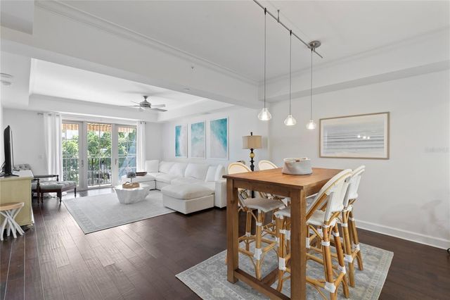 300 BEACH DRIVE NE 302, St Petersburg, FL 33701