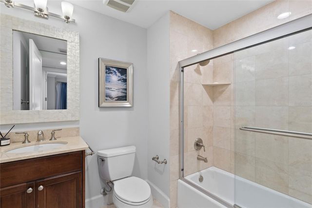 300 BEACH DRIVE NE 302, St Petersburg, FL 33701