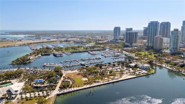 300 BEACH DRIVE NE 302, St Petersburg, FL 33701